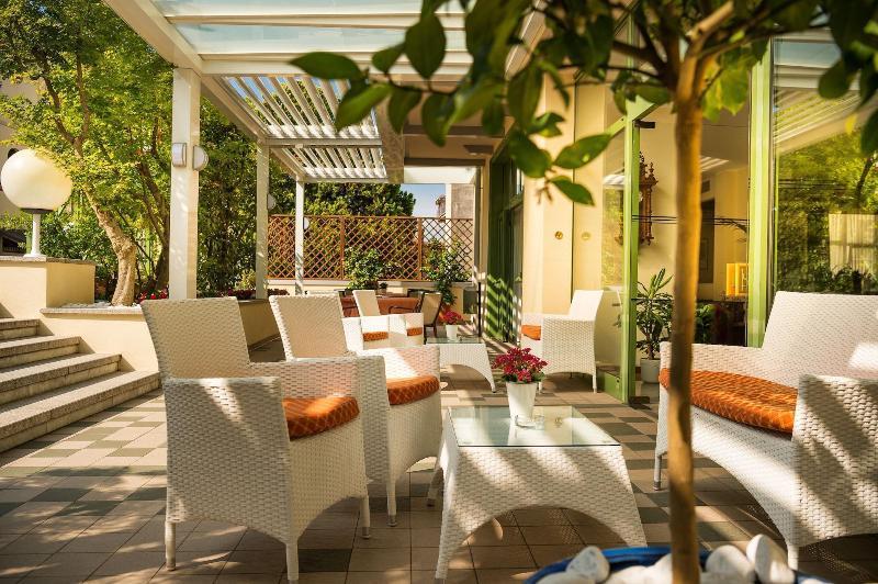 Sky Pool Hotel Sole Garda Garda  Ngoại thất bức ảnh