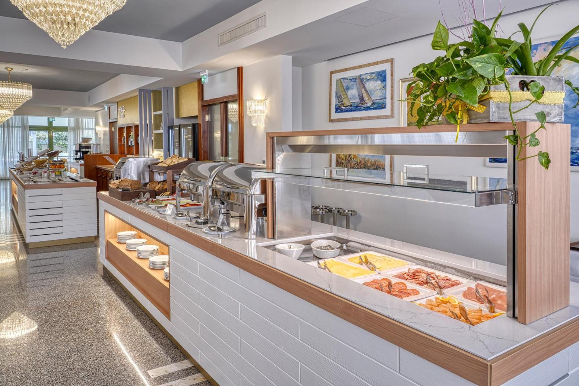 Sky Pool Hotel Sole Garda Garda  Ngoại thất bức ảnh